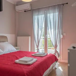  Apartment Modern Style Near The Train Station Greece