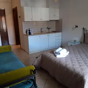 Pansion Irini Apartment