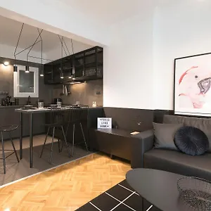 https://flh-travellers-nest.hotels-of-thessaloniki.com