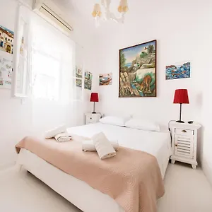 ** Otel Hotel Delfines Yunanistan
