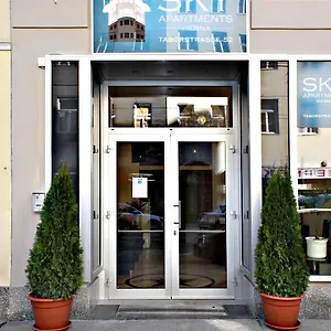 verificați disponibilitatea