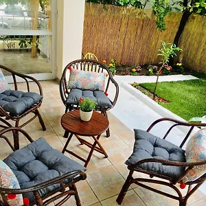 https://oasis-house-inthessaloniki.hotels-of-thessaloniki.com